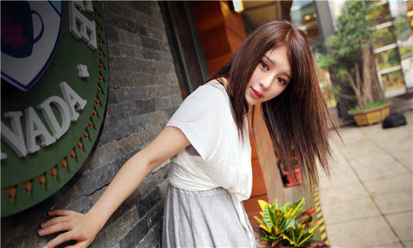合肥想找一个女性生孩子给报酬-｛找个女人生孩子多少钱｝